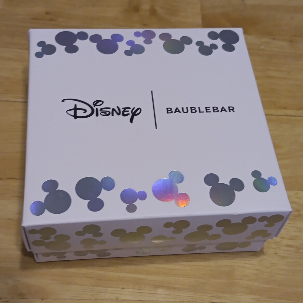 Disney Mickey Summer Charm Necklace NWT - Picture 4 of 5